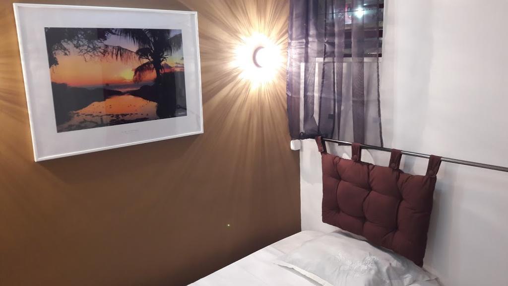 Hotel Du Centre サン＝ドニ エクステリア 写真