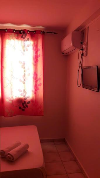 Hotel Du Centre サン＝ドニ エクステリア 写真