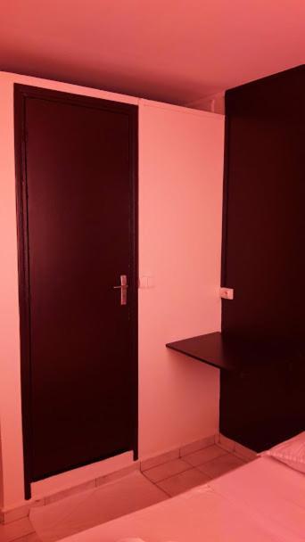 Hotel Du Centre サン＝ドニ エクステリア 写真